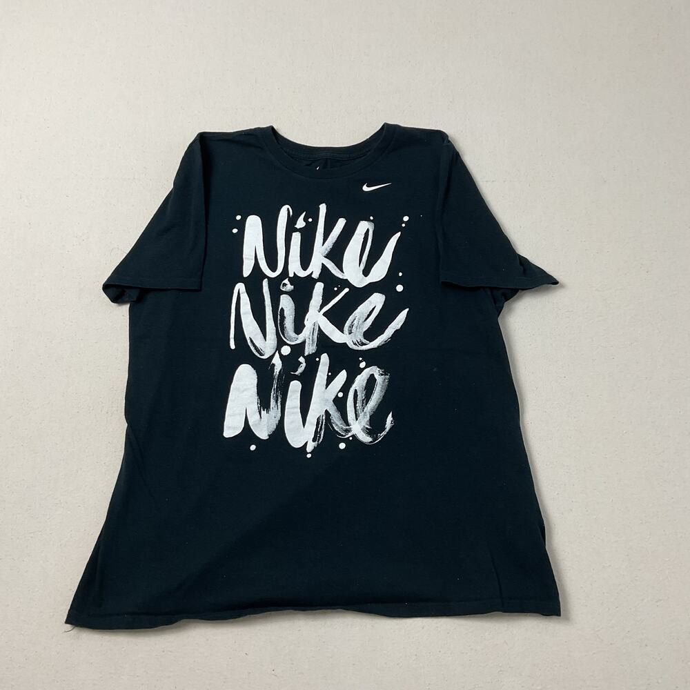 The Nike Tee Athletic Cut Black Short Sleeve Graphic T Shirt Adult XL